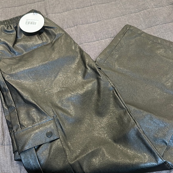 Lista Faux Leather Elastic Pocket Pants Black - Picture 10 of 10